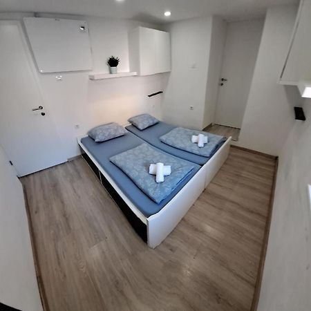 City & Sea Apartment Capodistria Esterno foto